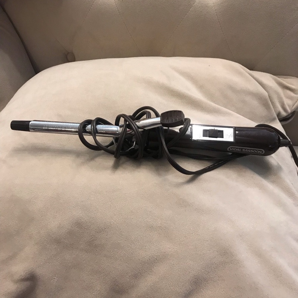 Vidal Sassoon hair curler